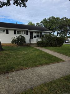 654 Carlyle Avenue