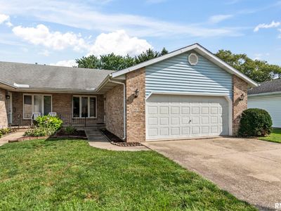 Property at 3013 Cameron Dr, Springfield, IL