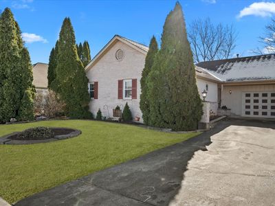 Property at 1120 1st St, Batavia, IL