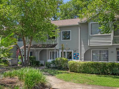 12 Shadow Moss Pl. #12