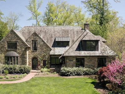 1002 Overbrook Rd