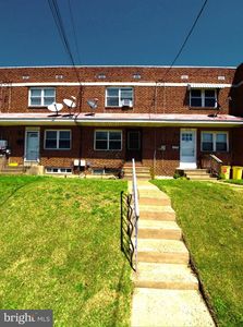 3717 Schleicher Ave