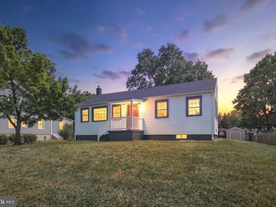 54 Wayside Ln