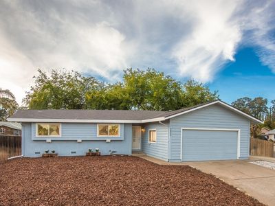 9855 Beachwood Dr
