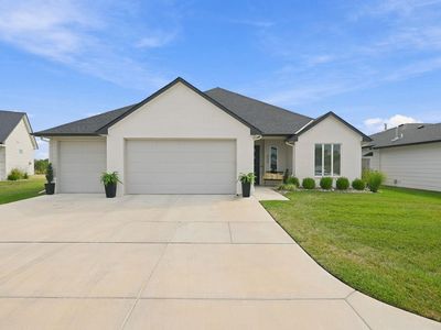 838 N Speyside Cir
