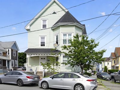 304 Summer St
