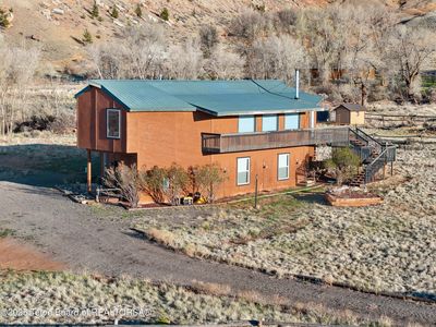 8 Red Creek Ln