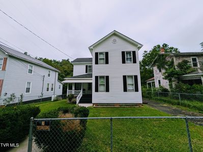 186 Triple Court Dr