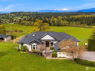 221 Baker View Lane