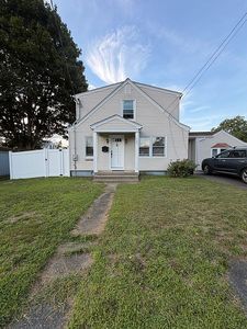 137 Cliff Ave