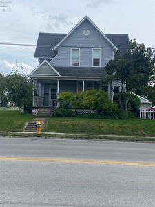 710 E Main St