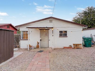 1520 W Wetmore Rd