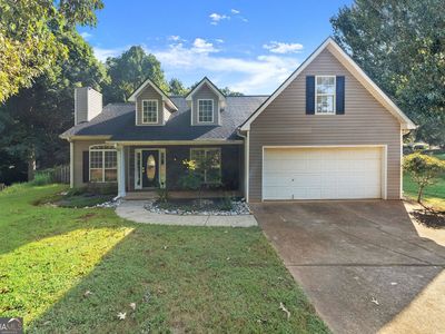 61 Hawthorne Dr