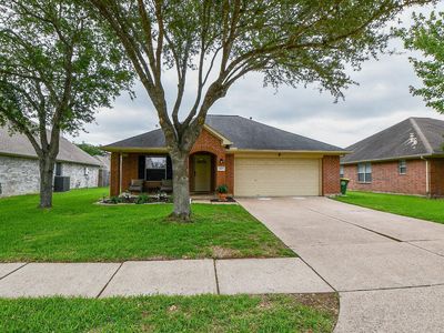 4107 Merlet Dr