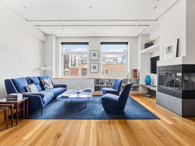 14 E 4th St ROOM 802