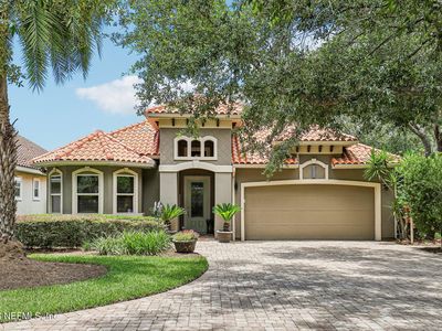4002 LA VISTA Circle