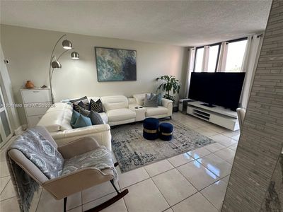 9410 W Flagler St APT 410