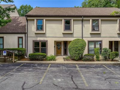 988 Som Center Rd #E-2