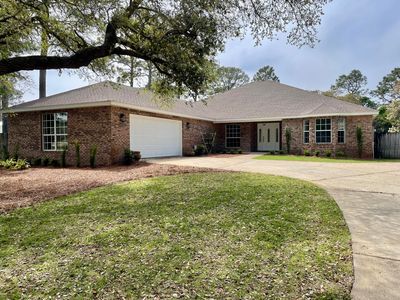 3 Walton Way