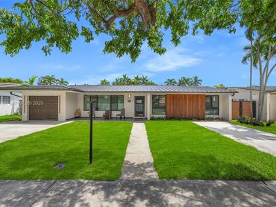 8253 W 14th Ct