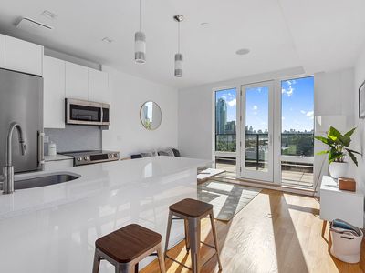 1059 Manhattan Ave #7C