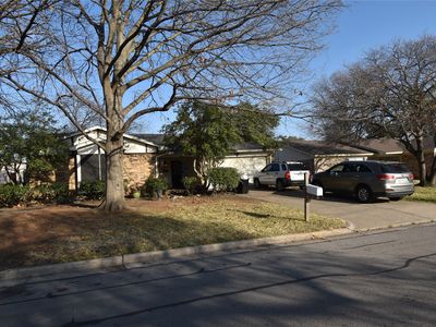 Property at 824 Barkridge Trl, Burleson, TX