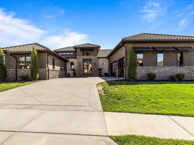 3810 E Knollwood Drive