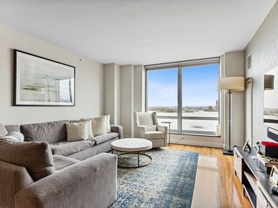 30 West St APT 17G