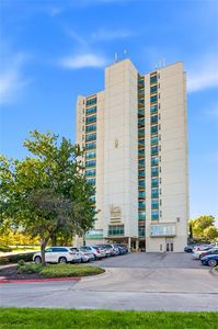 3838 Rainbow Blvd #101