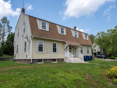 164 W Main St