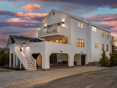 1076 Ocean Boulevard