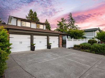 4480 Fairway Drive