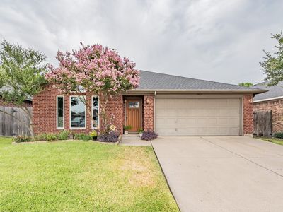 7403 Fossil Lake Dr