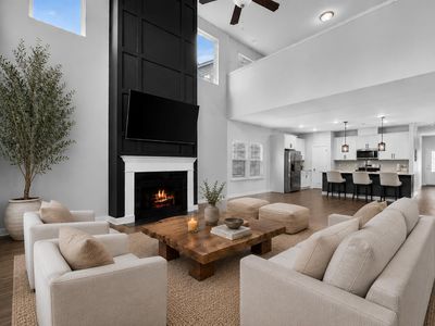 135 Lucca Dr