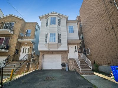 235 4Th St
