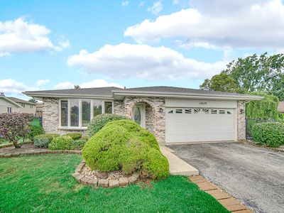 16424 Maplewood Ct