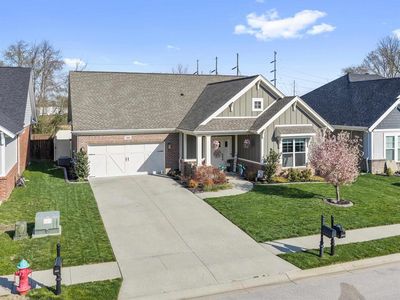 3881 Brookfield Dr