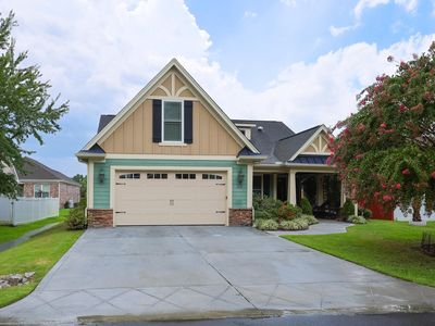4228 Ravenwood Dr.