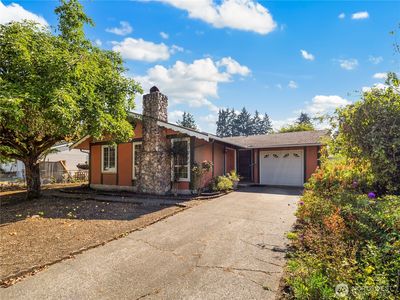 17111 5th Avenue Ct E