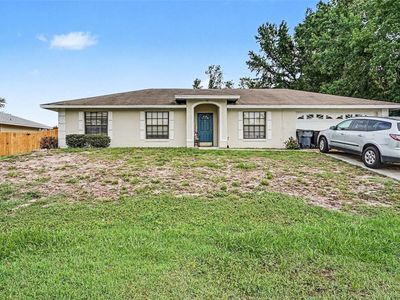 2435 Parkland Dr