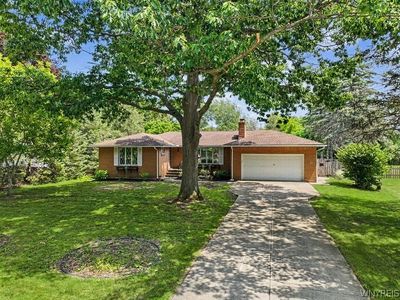 Property at 70 Dellwood Dr, Elma, NY