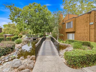 790 Woodside Ln E Unit 6