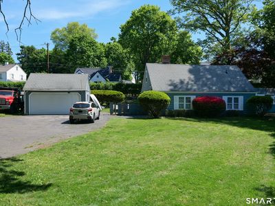 23 West Parish Road