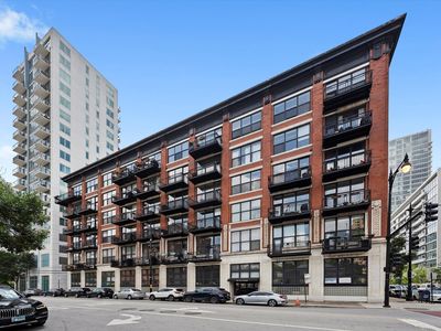 1601 S Michigan Ave APT 108