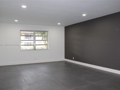 5140 SW 40th Ave APT 3C