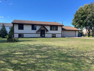 4459 Urbandale Ct N