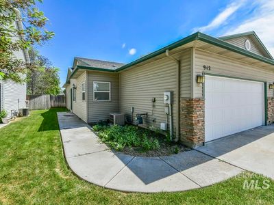 Property at 912 S Diamond St, Nampa, ID