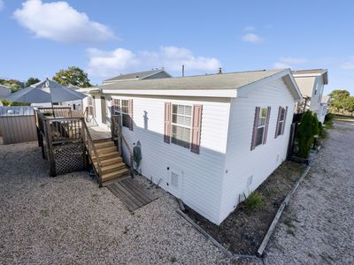 53 Crassen Blvd #32
