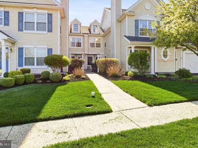 Property at 105 Strawberry Ct, Warminster, PA