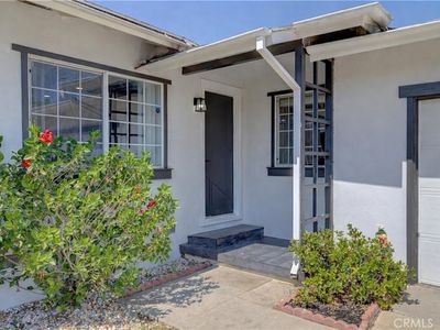 12919 S Manhattan Pl